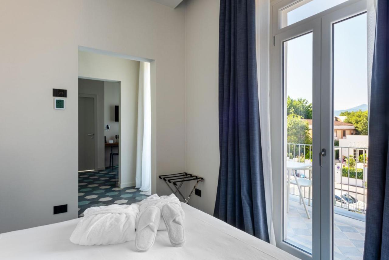 Villa Fedora Luxury Suites ลุคคา ภายนอก รูปภาพ